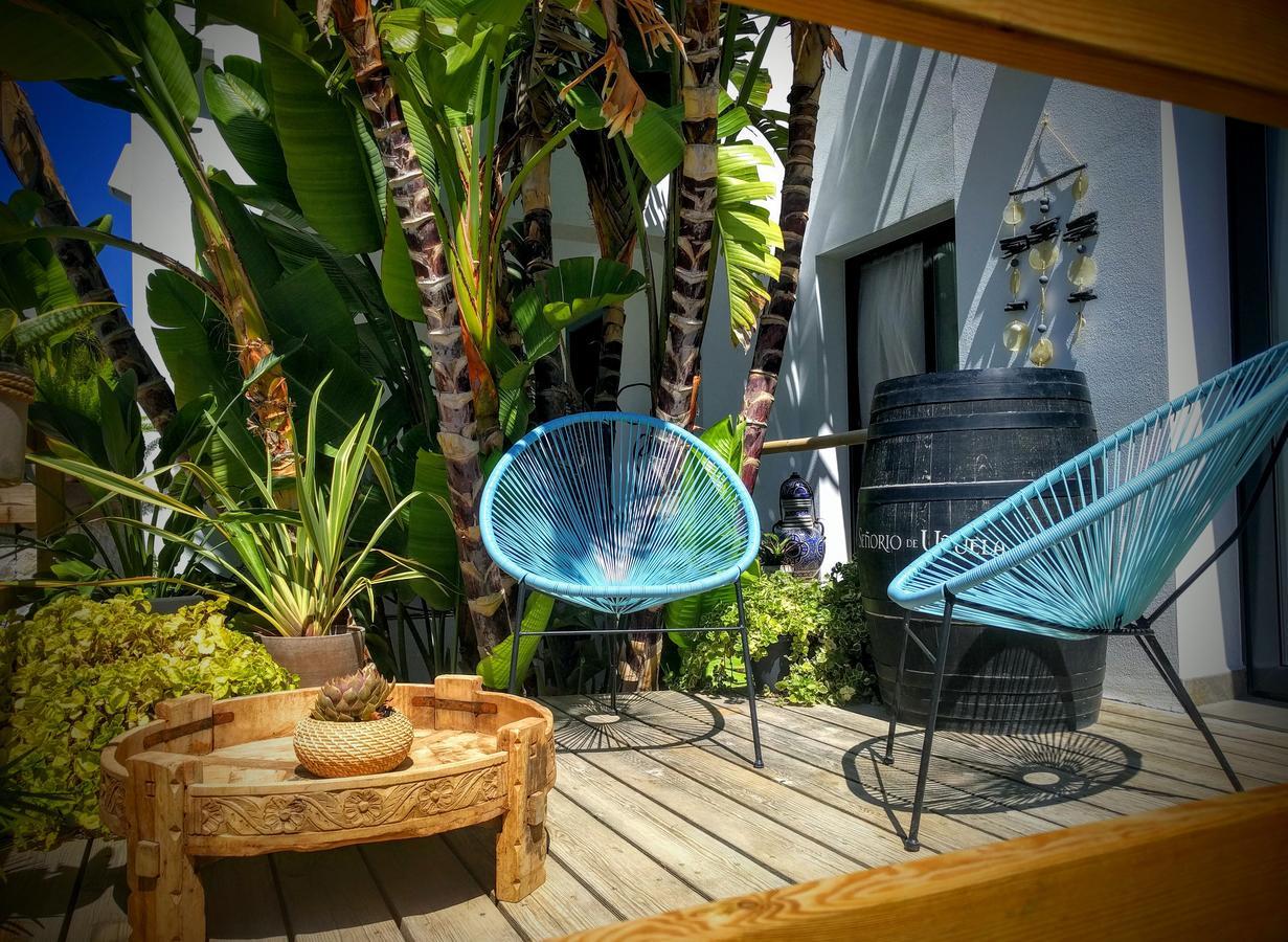 One Thousand Waves Bed & Breakfast